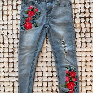 Betsey Johnson Kids size 7 floral jeans
